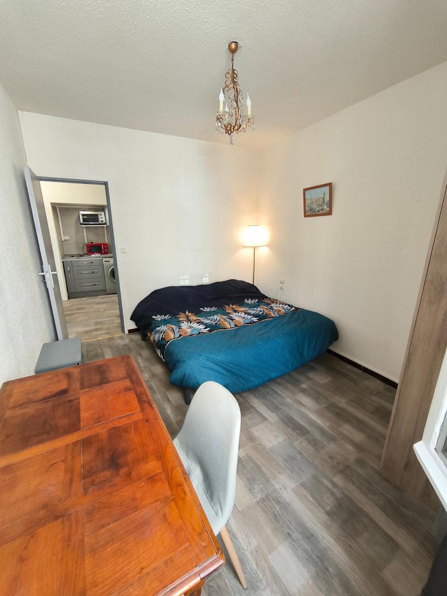 Appartement Chaleureux Dans Le Centre De Béziers Kültér fotó
